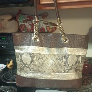 A Beautiful Cynthia Rowley Large Leather Bag With Snakeskin Leather Design.